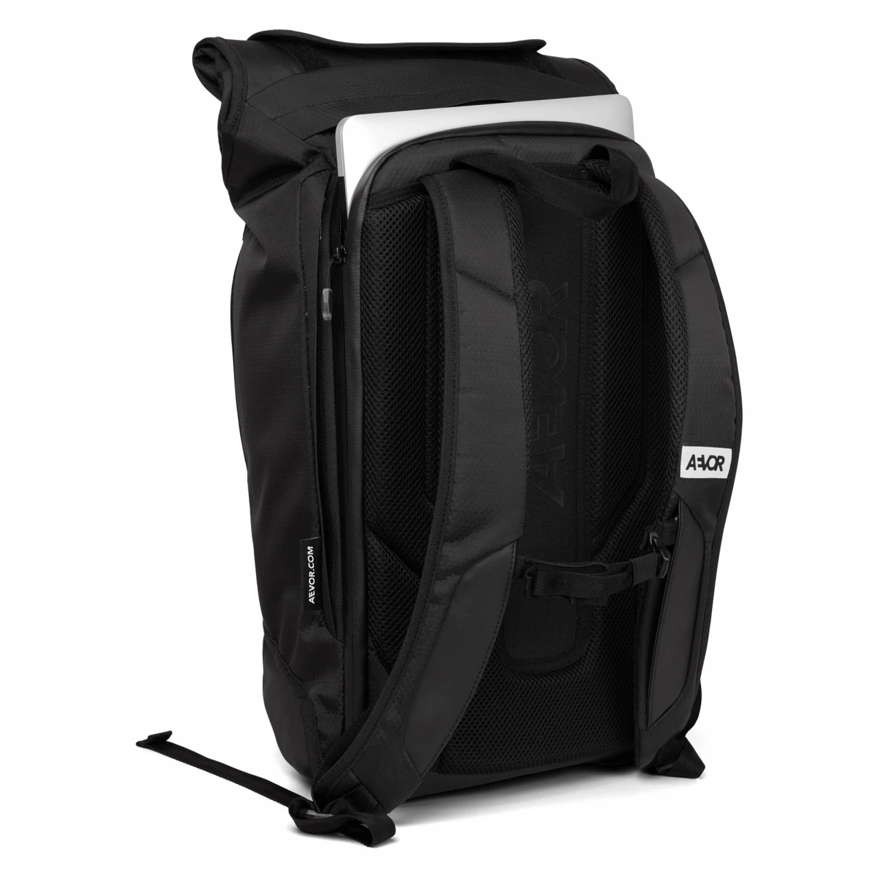 AEVOR Trip Pack Rucksack 26 - 33 Liter Volumen -Proof Black (Schwarz) 2 AEVOR Trip Pack Rucksack 26 - 33 Liter Volumen -Proof Black (Schwarz) – Bild 2