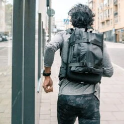 IAMRUNBOX Space Bag - Schwarz 9 IAMRUNBOX Space Bag - Schwarz -Komponenten Store 68922946 04GkmUhDHPEuiI4 1280x1280