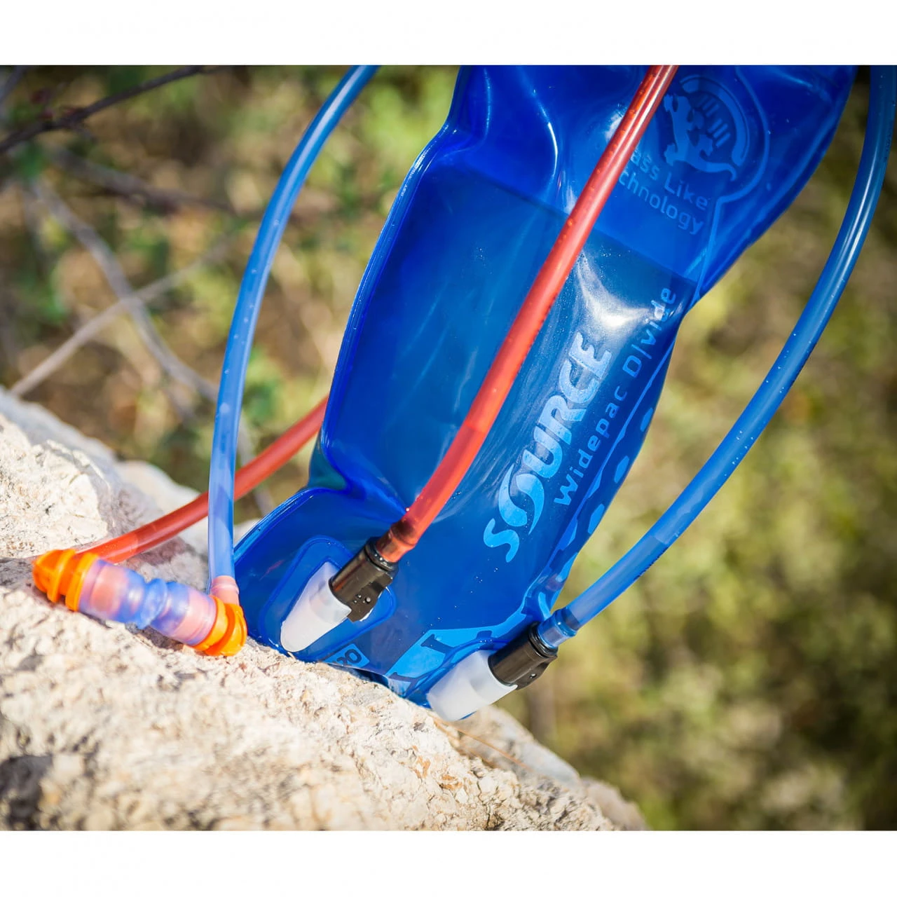 SOURCE Widepac D|vide Trinkblase Mit Zwei Kammern Und Trinkschläuchen - 2 L, Blau 6 SOURCE Widepac D|vide Trinkblase Mit Zwei Kammern Und Trinkschläuchen - 2 L, Blau – Bild 6