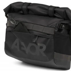 AEVOR Triple Bike Bag Proof Black Lenkertasche - Auch Als Messenger Und Sling 15 L - Schwarz -Komponenten Store 68923261 03 1280x1280