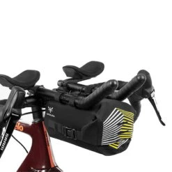 Apidura Racing Aerobar Pack (2.5 L) Auflieger-Tasche -Komponenten Store 68923293 048wAAJayNlJAzC 1280x1280