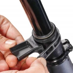 Lupine C14 Mag Rücklicht StVZo Mit Magnetischer Halterung Für Die Sattelstütze -Komponenten Store 68924023 06vfzlgV2opbxjI 1280x1280