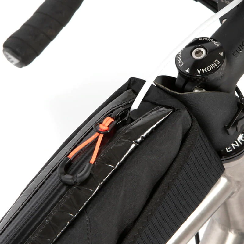 Restrap Race Top Tube Bag Long Rahmentasche Für Das Oberrohr Schwarz (2 Liter) 5 Restrap Race Top Tube Bag Long Rahmentasche Für Das Oberrohr Schwarz (2 Liter) – Bild 5