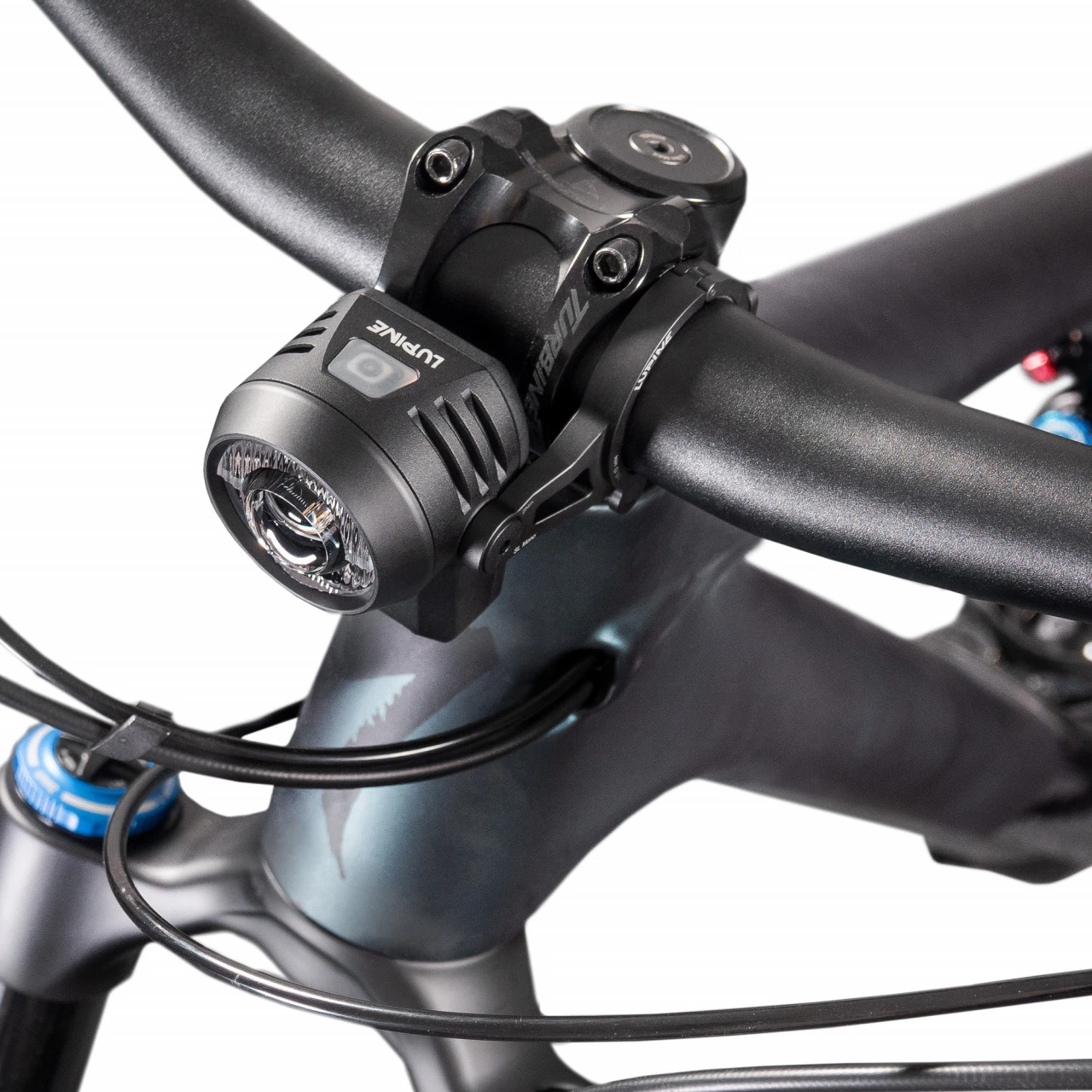 Lupine SL Mono StVZO Fahrradlampe Mit Integriertem Akku - 31,8 Mm Lenkerhalterung 5 Lupine SL Mono StVZO Fahrradlampe Mit Integriertem Akku - 31,8 Mm Lenkerhalterung – Bild 5