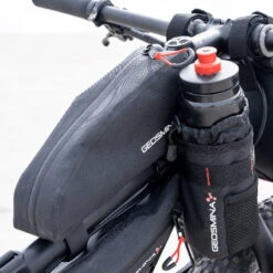Geosmina Large Top Tube Bag - 1 Liter Oberrohrtasche Mit Klettbefestigung -Komponenten Store 68924592 043o3j0nox06WDR 1280x1280